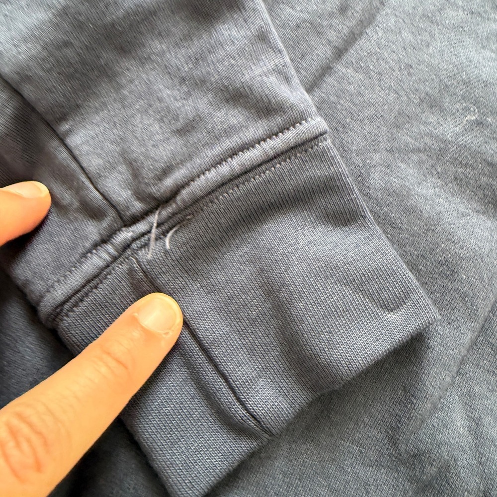 American Giant Crewneck Sweatshirt Womens XS Navy Blue Cozy Lounge Casual - Picture 3 of 8